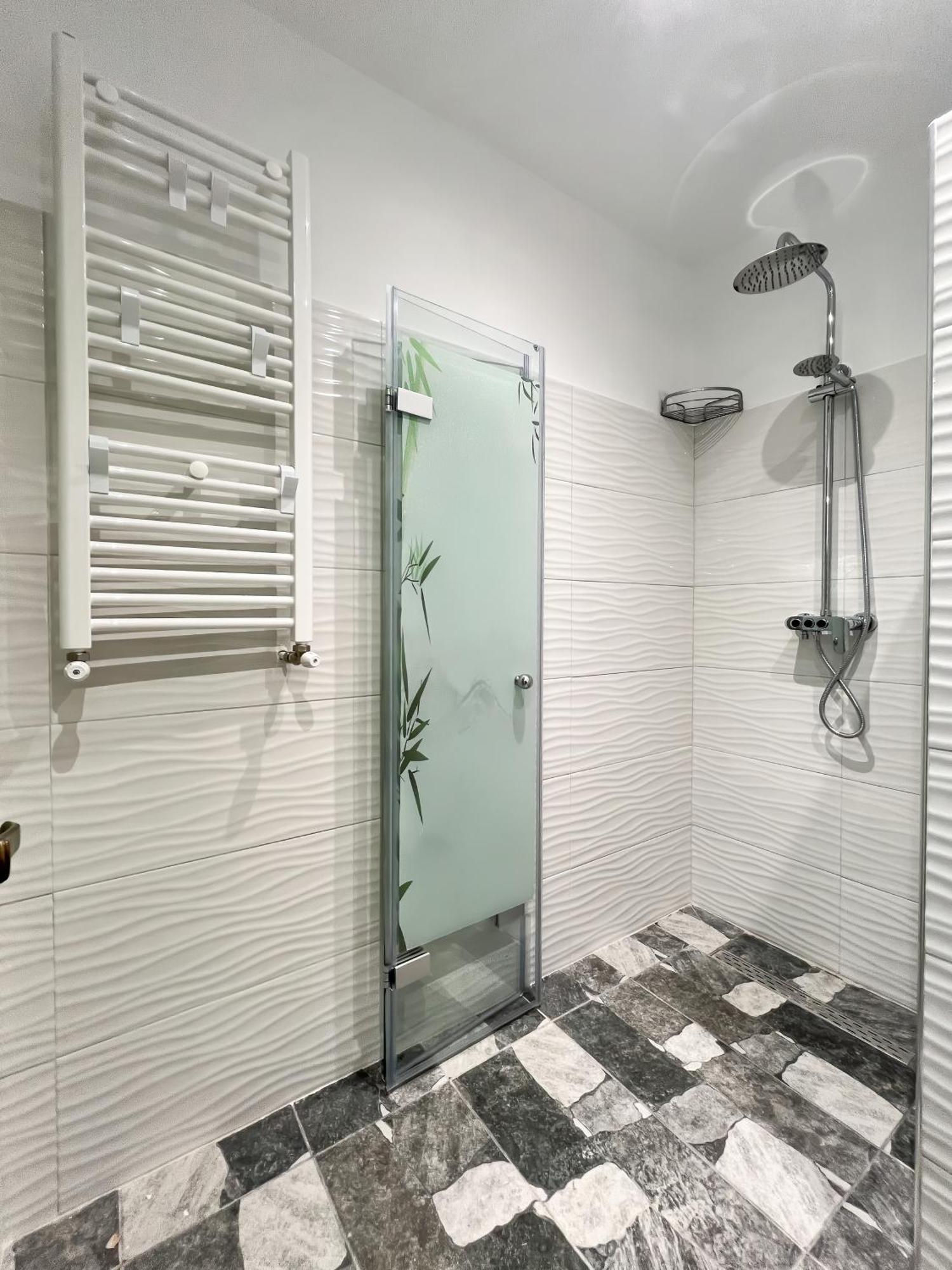 Sonia'S Skg 3 Bedroom Family Apartment - Near Metro Θεσσαλονίκη Εξωτερικό φωτογραφία